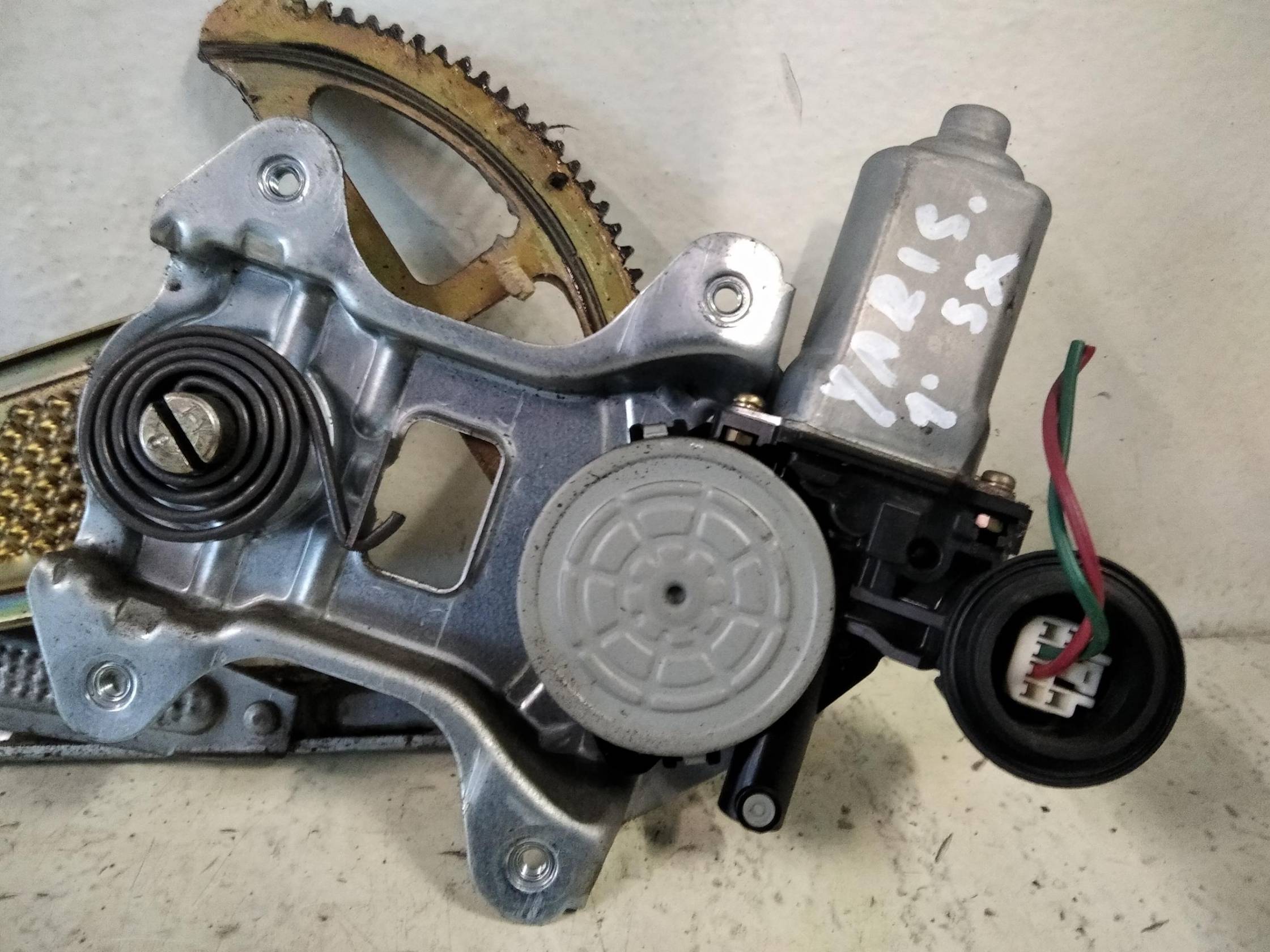 Alzacristallo porta ant. sx.